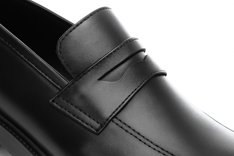 Classic Black Loafer
