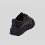 Essence Black Sneaker