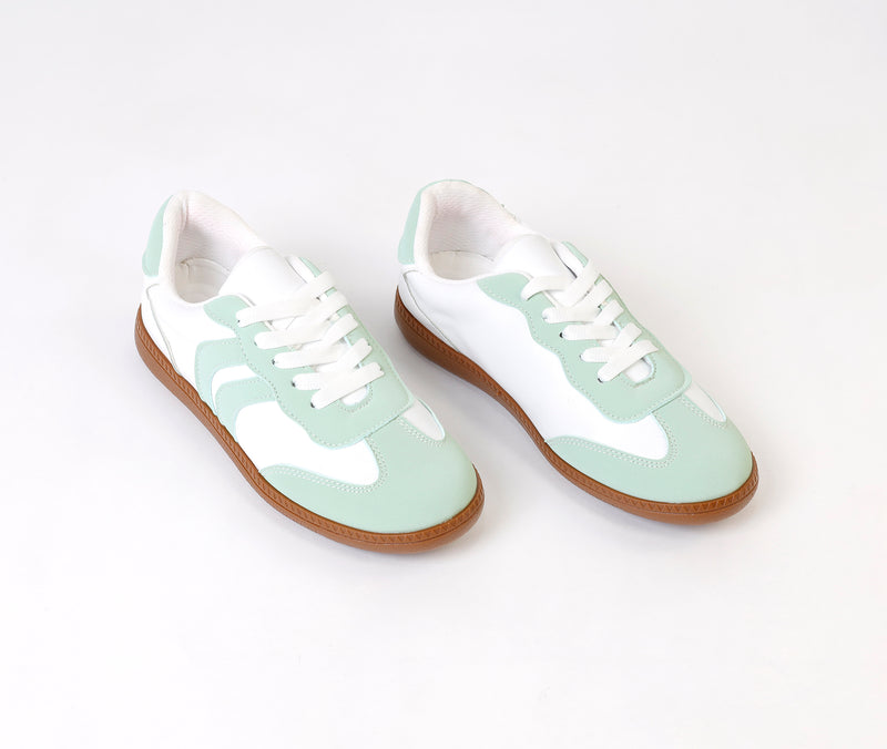 Retro Green Stripes Sneaker