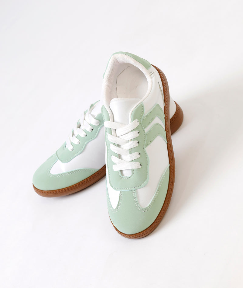 Retro Green Stripes Sneaker