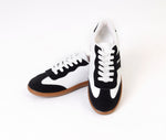 Retro Stripes Black Sneaker