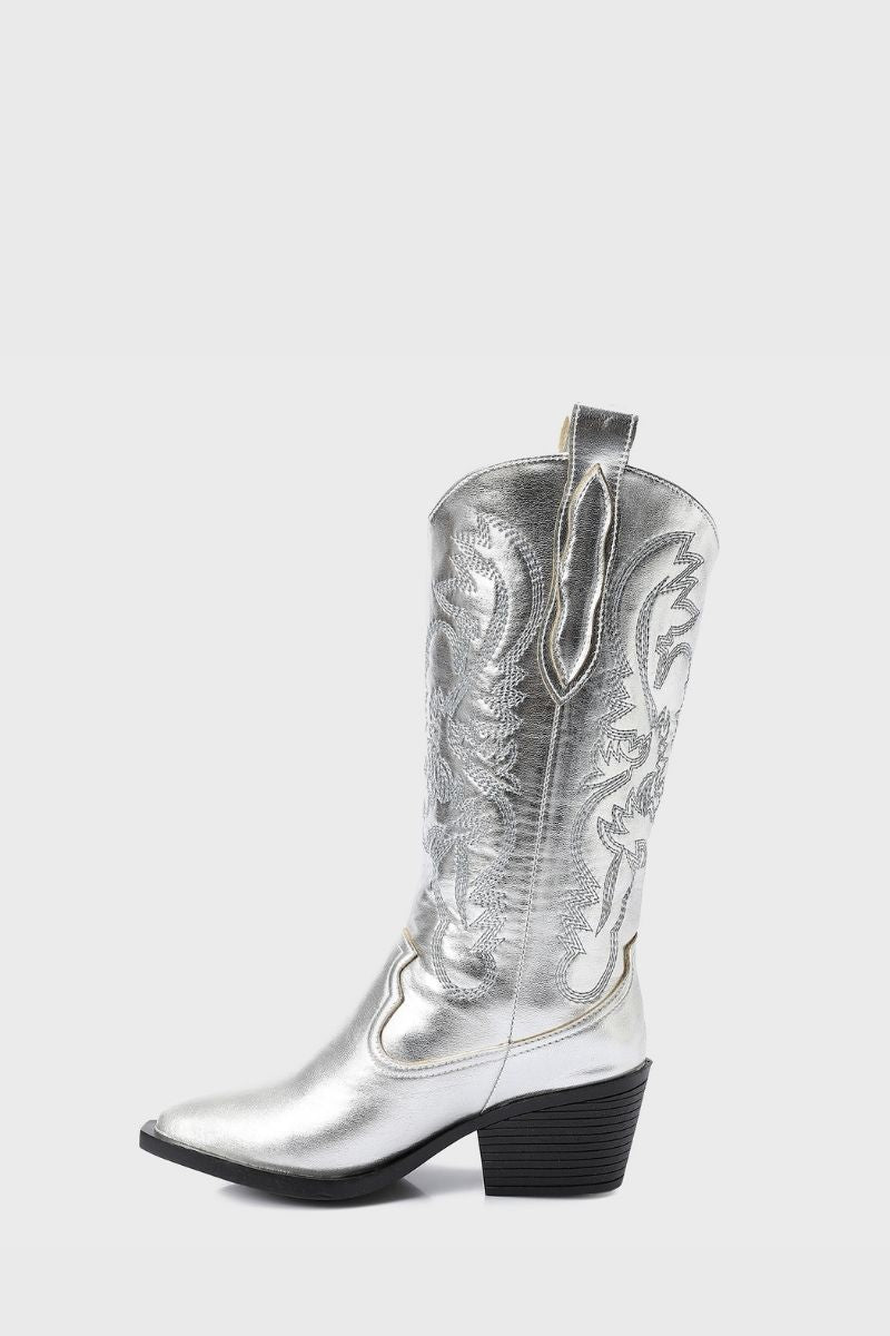 EMBROIDERED METALLIC SILVER COWBOY BOOTS