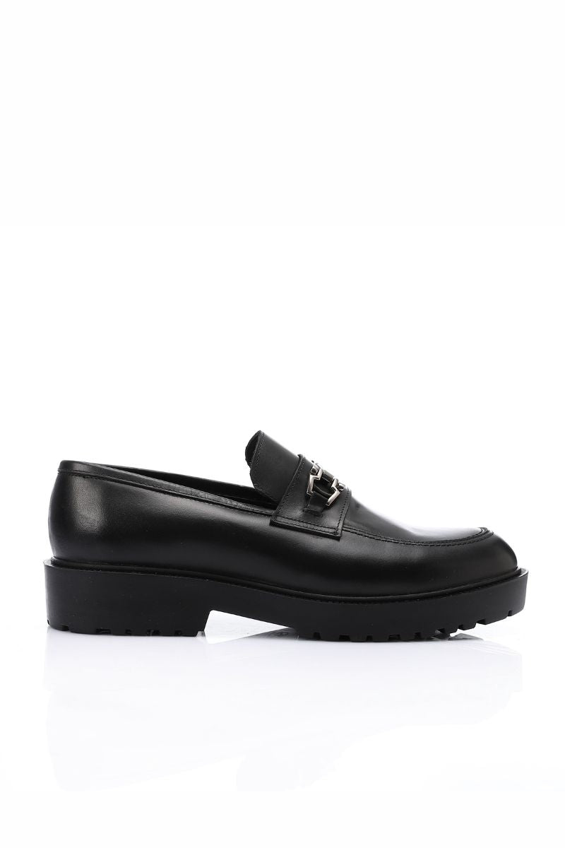 BLACK CHAIN LOAFER