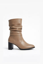 VINTAGE CARAMEL SLOUCHY HEELED ANKLE BOOTS