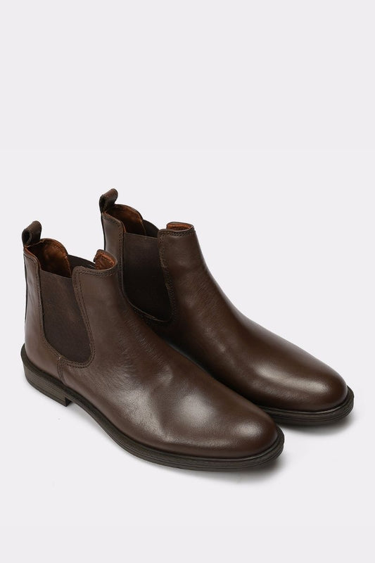 CLASSIC BROWN LEATHER CHELSEA BOOTS