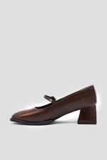 BROWN MARY JANE PUMPS