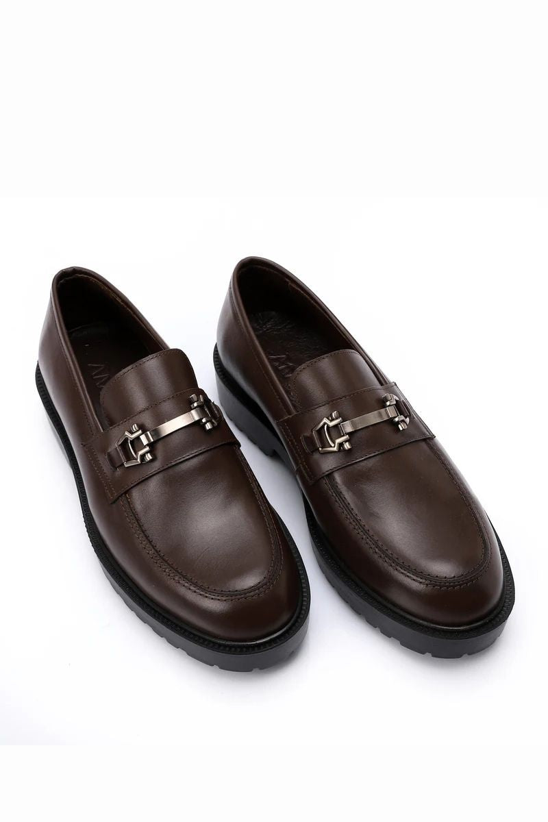 BROWN CHAIN LOAFER