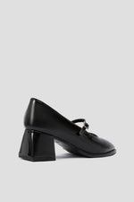BLACK MARY JANE PUMPS