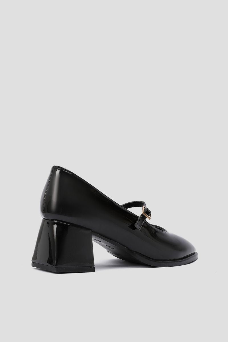 BLACK MARY JANE PUMPS