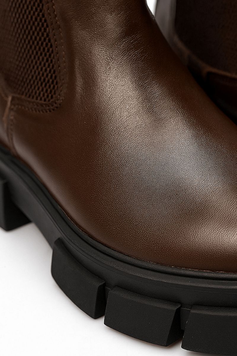PREMIUM LEATHER BROWN CHELSEA BOOTS