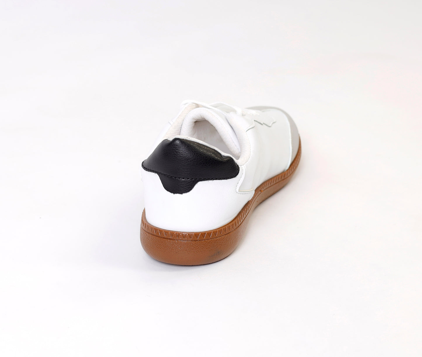Retro Stripes Dual-Tone Sneaker