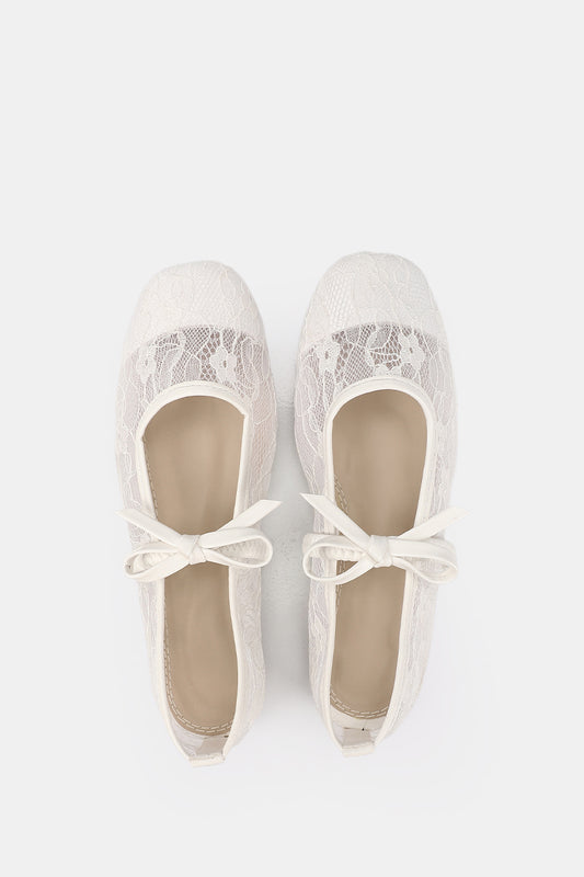 WHITE FLORAL MESH BALLERINA