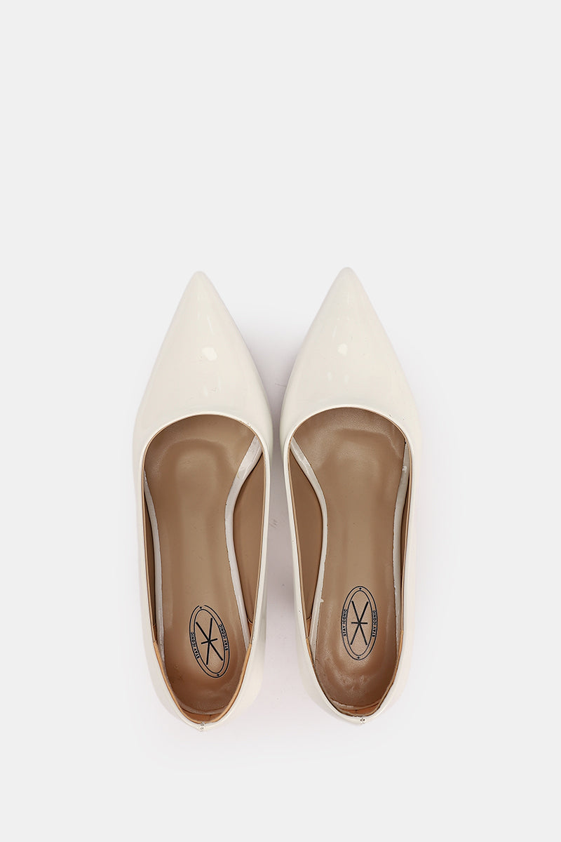 POINTED TOE WHITE KITTEN HEELS