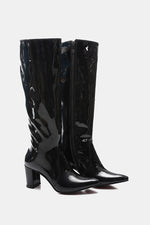 GLOSSY BLACK KNEE-HIGH BOOTS