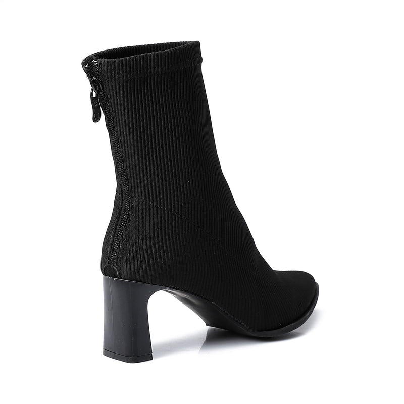 Black Ribbed Ankle Boot - Amza - 37