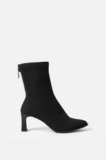 Black Ribbed Ankle Boot - Amza - 37
