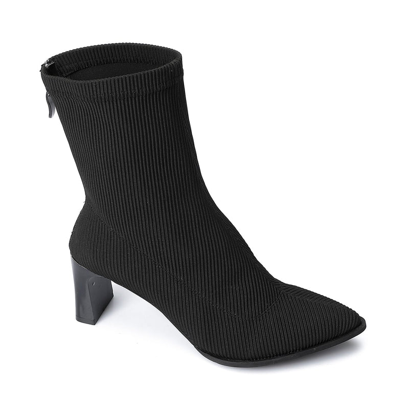 Black Ribbed Ankle Boot - Amza - 37