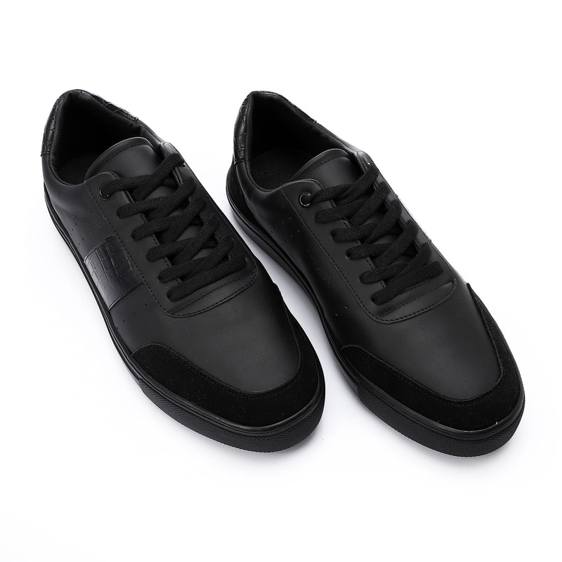Classic Lace - Up Sneakers - Amza - 41