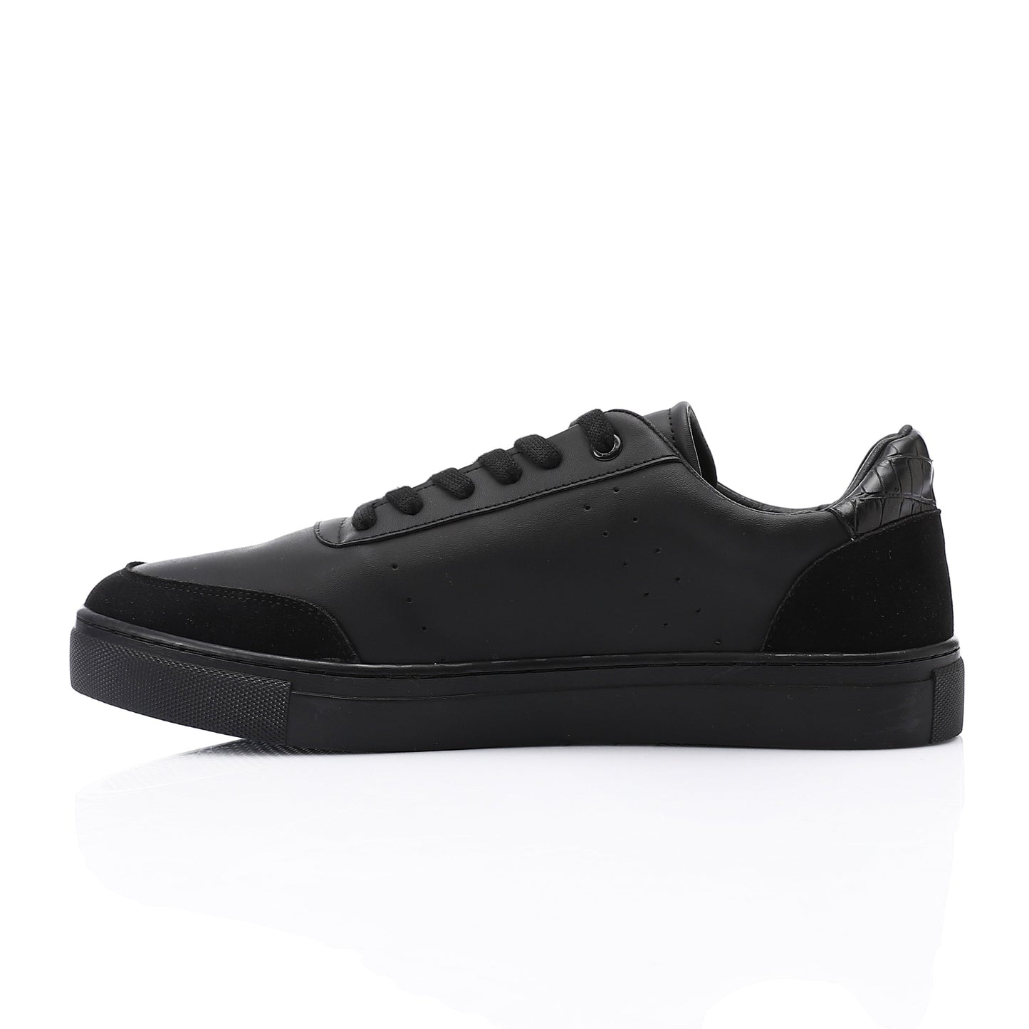 Classic Lace - Up Sneakers - Amza - 41
