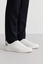 Essential Sneakers - Amza - 41