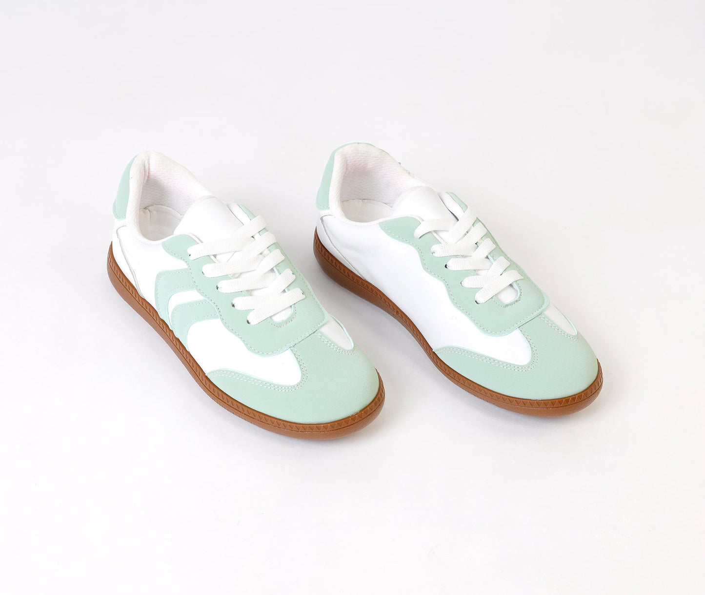 Retro Green Stripes Sneaker - Amza - 37
