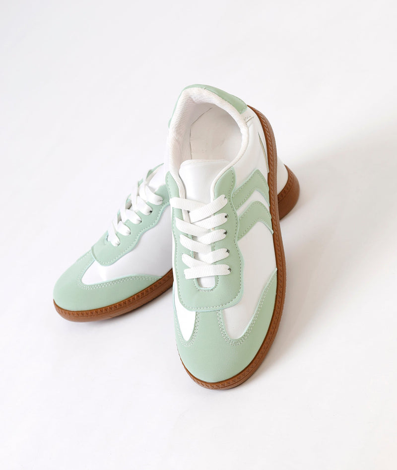 Retro Green Stripes Sneaker - Amza - 37