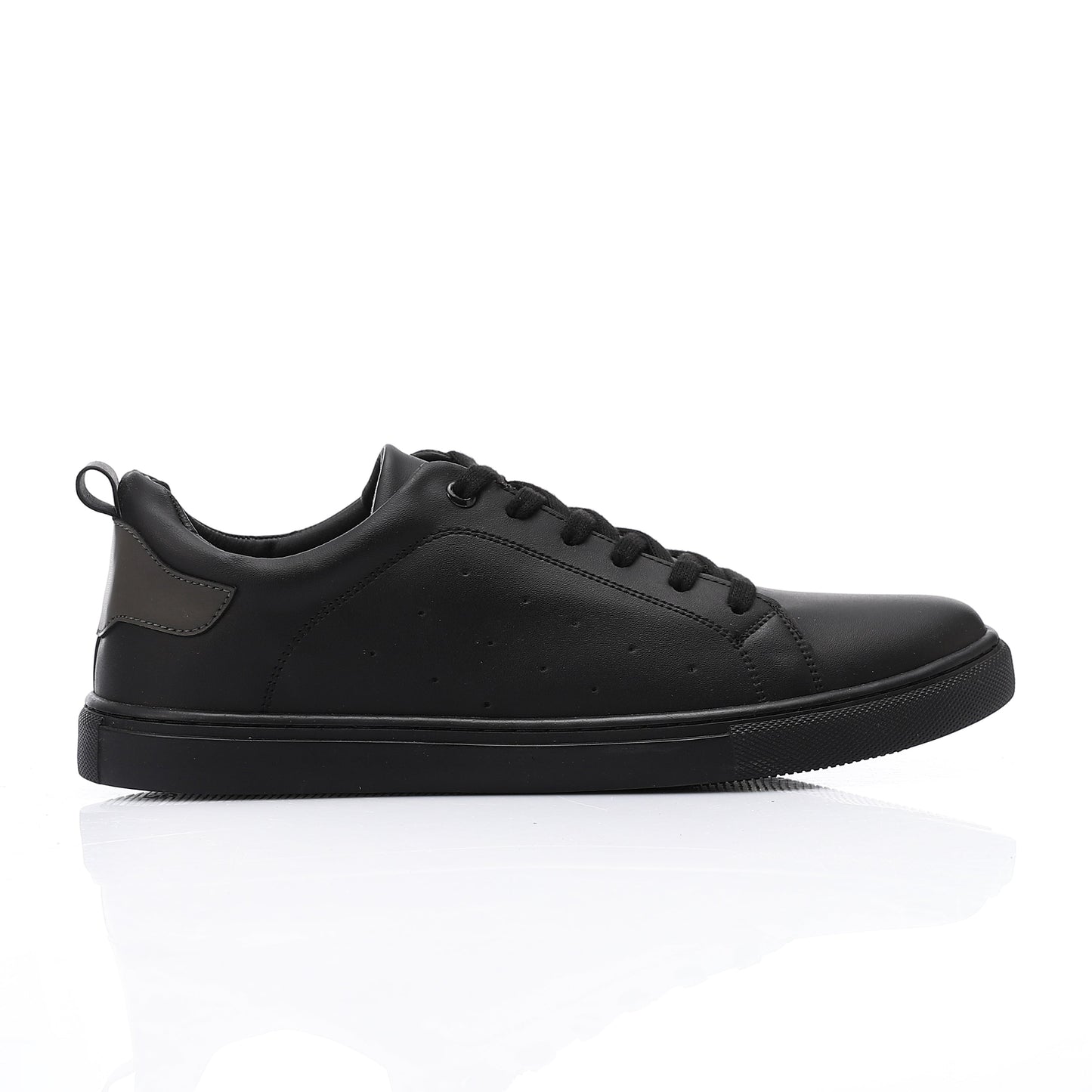 Timeless Lace - Up Sneakers - Amza - 41