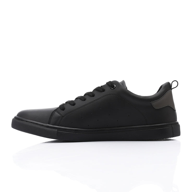 Timeless Lace - Up Sneakers - Amza - 41